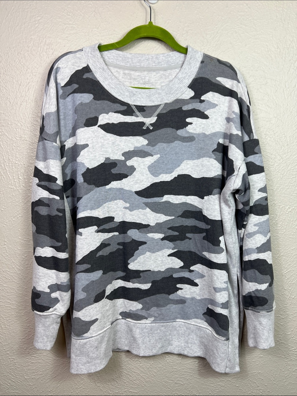 Aerie Gray Camouflage Long Sleeve Sweatshirt Medium